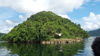 Der Sorbu-Berg beschreibt eine große Zivilisation im papuanischen Land