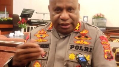 Papuanischer Regionalpolizeichef gab einen Raum an irgendjemanden, um die Befreiung des Susi Air-Piloten zu verhandeln