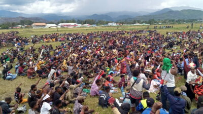 Die Aktionmassen in ganz Lapago teilte die Forderung mit, um United Liberation Movement for West Papua als Vollmitglied von Melanesian Spearhead Group zu unterstützen